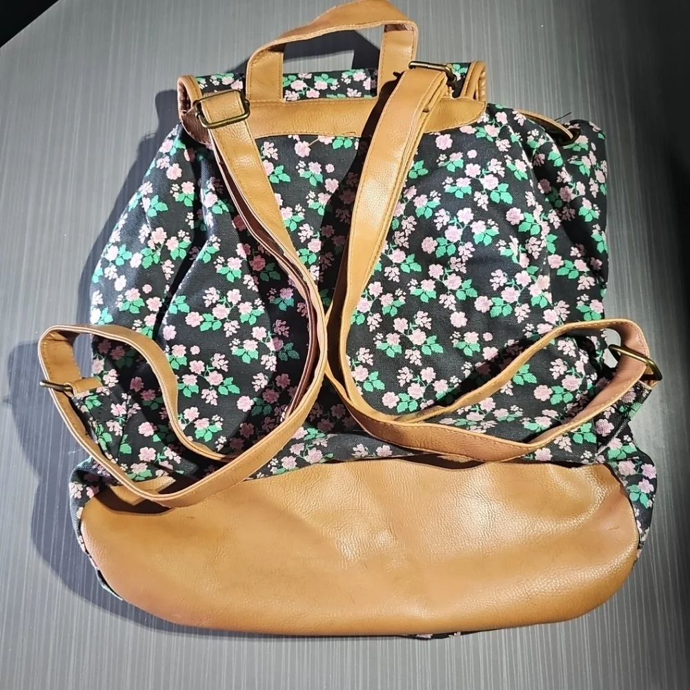 Brooklyn Bound Purple Black‎ Brown Green Mini Floral Backpack 2015 Edition EUC